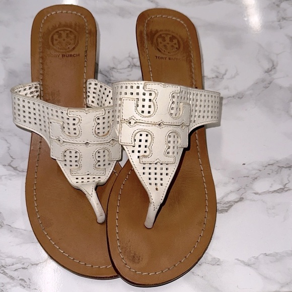 Tory Burch Perforated White and Tan Sandals size 7 - Picture 5 of 9